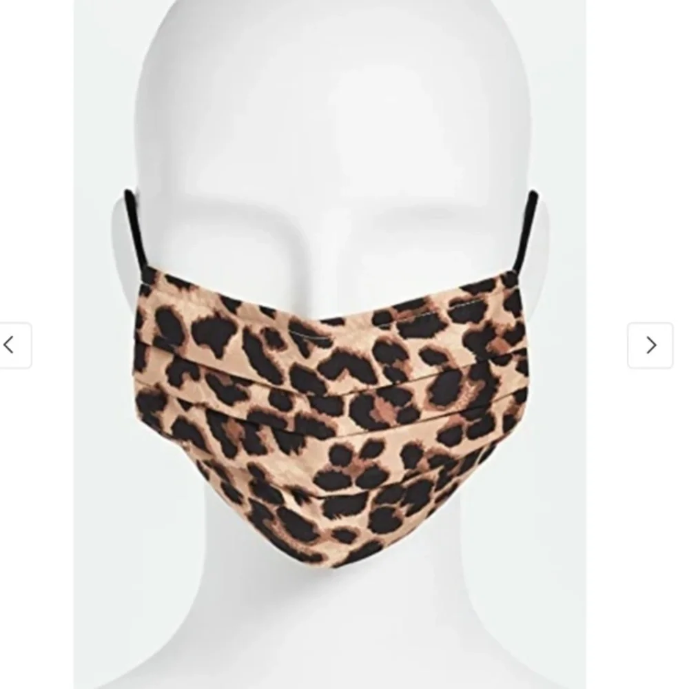 NWT! Veronica Beard Leopard Face Mask